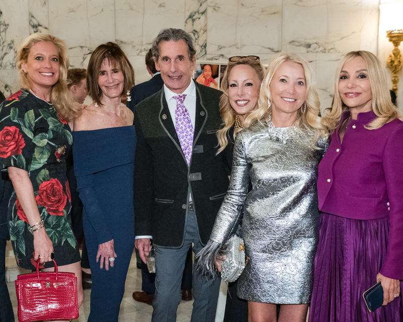 Leticia Presutti, Lee Fryd, Roy Kean, Kamie Lightburn, Janna Bullock, Nicole Salmasi copy